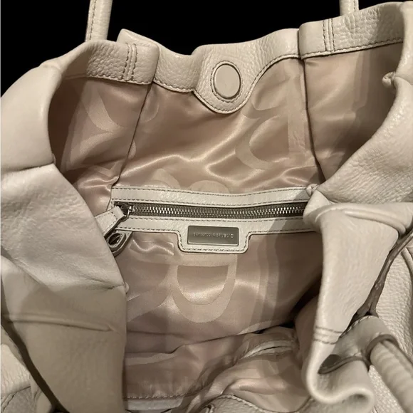 Banana Republic Pebbled Leather Shoulder Purse Tan Handbag Silver Handle Snaps - Picture 5 of 6